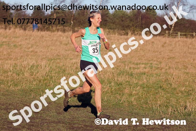 Womens masters and mens over-65s North Eastern Masters, Wallsend. Photo: David T. Hewitson/Sports for All Pics